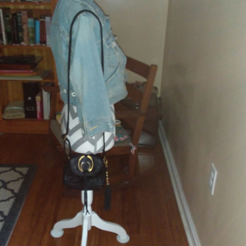 DV crossbody
